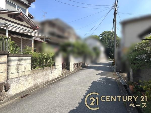 生駒郡斑鳩町興留東１丁目　一戸建