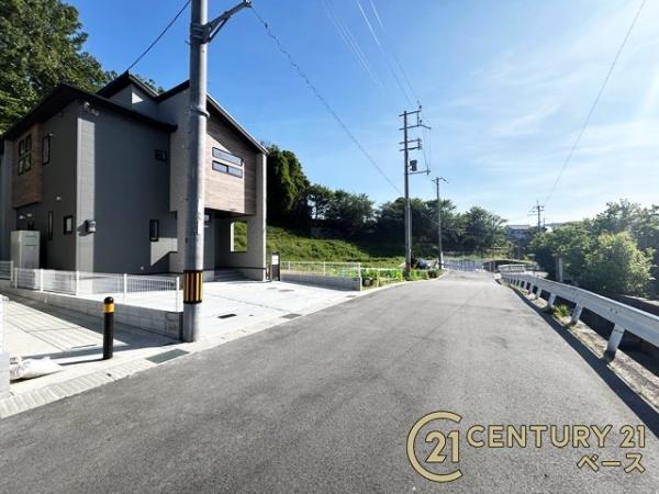 生駒市萩の台３号棟／新築一戸建