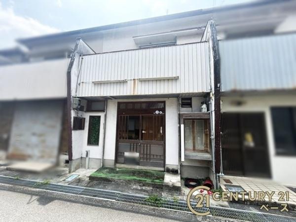 橿原市川西町の中古テラスハウス