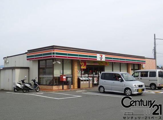 香芝市関屋北２丁目の土地(セブンイレブン西名阪道香芝SA下り店)