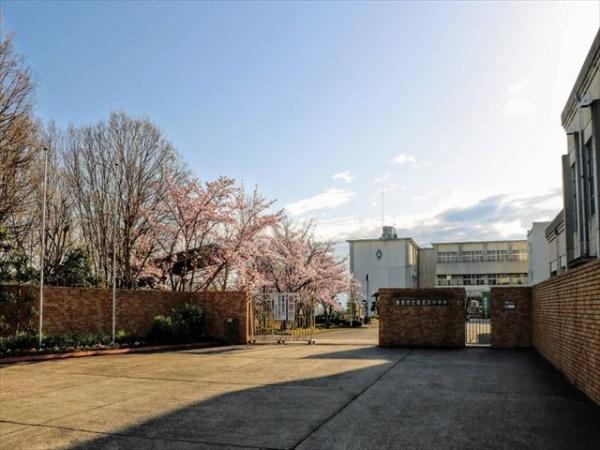 香芝市関屋北２丁目の土地(香芝市立香芝西中学校)