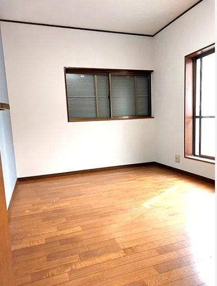 北葛城郡上牧町松里園２丁目の中古一戸建て