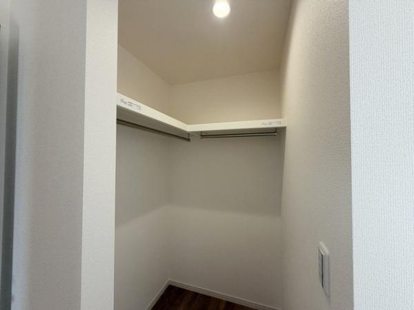 リーブルガーデン柳本町３号棟／新築一戸建