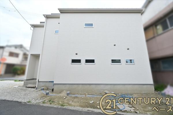 大和高田市春日町２丁目／新築一戸建