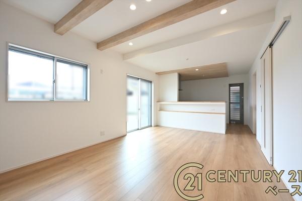 大和高田市春日町２丁目／新築一戸建