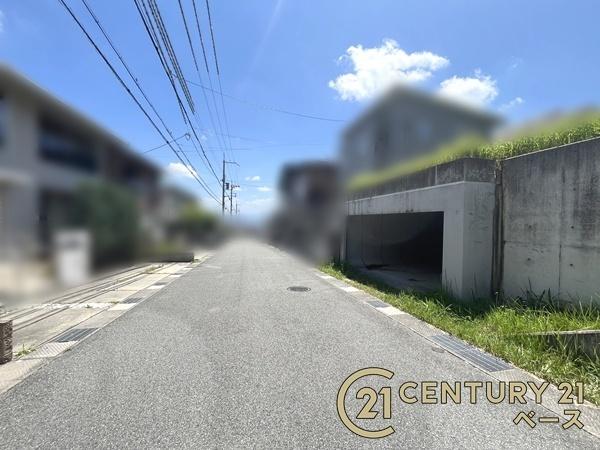 北葛城郡王寺町南元町３丁目の土地