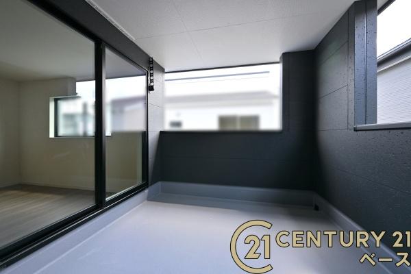 リーブルガーデン九条町８号棟／新築一戸建