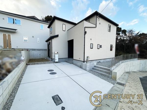 生駒市仲之町　／一戸建