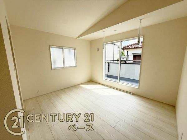 奈良市あやめ池南２丁目２号棟／新築一戸建
