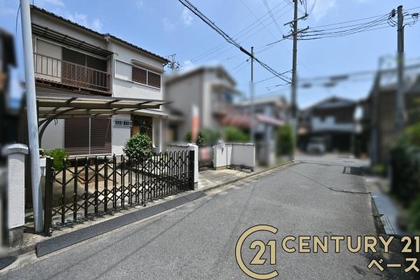 橿原市葛本町の中古テラスハウス