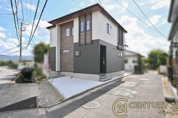 天理市平等坊町／新築一戸建