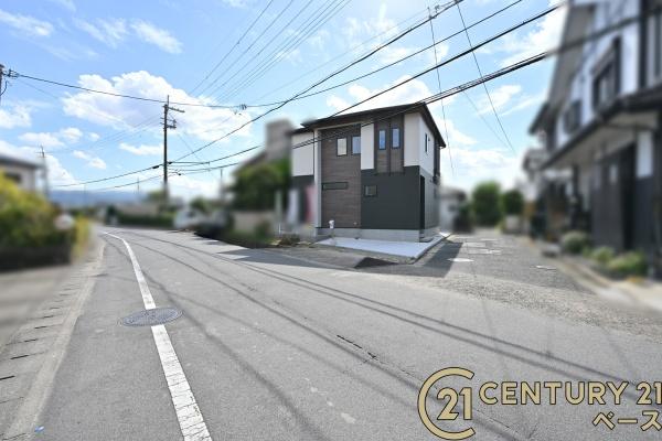 天理市平等坊町／新築一戸建