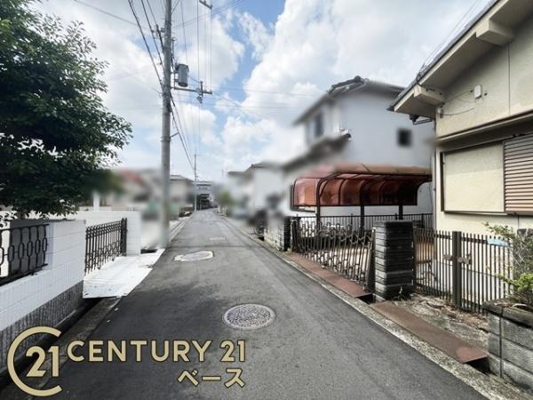 北葛城郡上牧町松里園２丁目の中古一戸建て