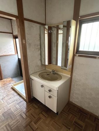 生駒郡斑鳩町龍田北１丁目の中古一戸建て