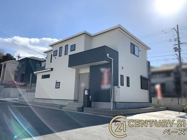 ファーストタウン中山町　３号棟／新築一戸建