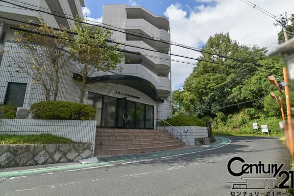 ネオハイツ橿原神宮西口