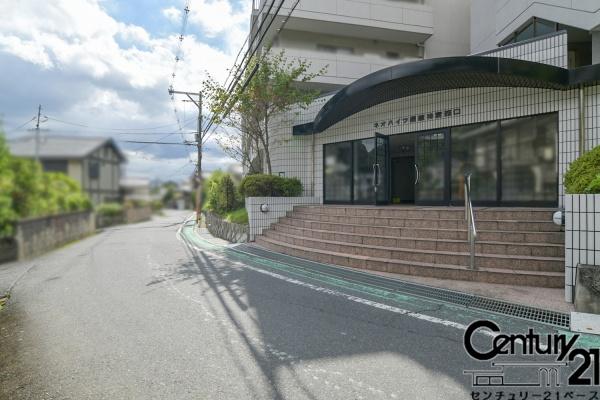ネオハイツ橿原神宮西口