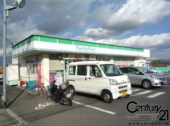 大和郡山市堺町の土地(ファミリーマート北郡山店)