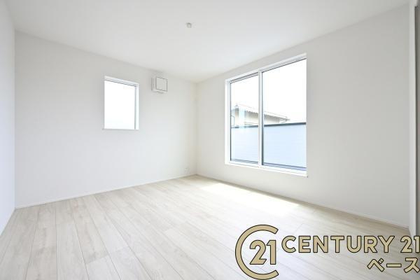 リナージュ新口町２号棟／新築一戸建