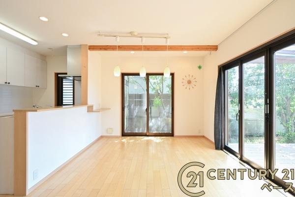 香芝市関屋北３丁目　一戸建