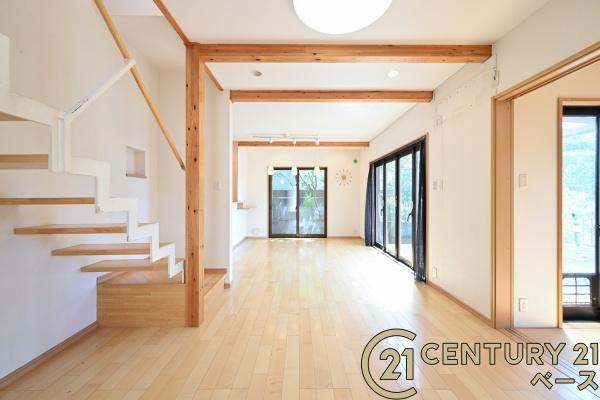香芝市関屋北３丁目　一戸建