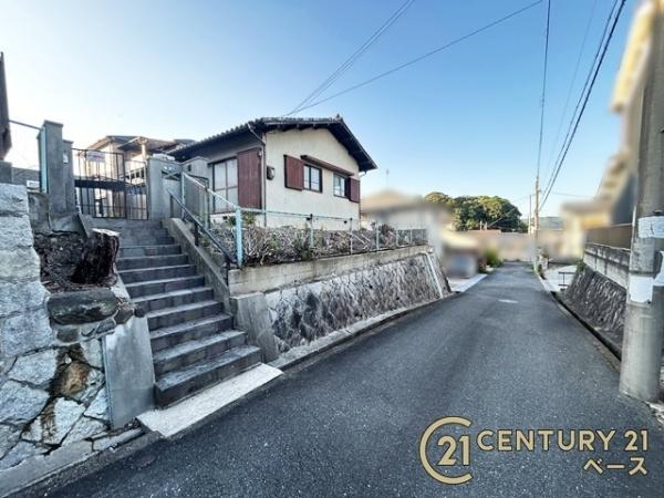 北葛城郡王寺町本町４丁目　一戸建