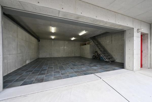 香芝市旭ケ丘３丁目　一戸建