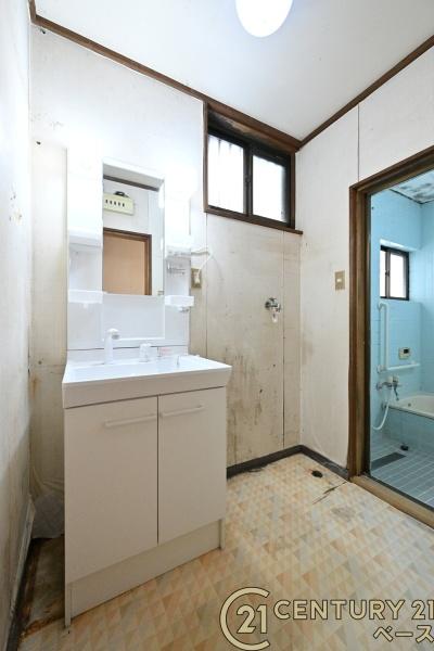 磯城郡三宅町大字伴堂の中古一戸建て