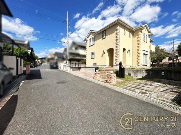 北葛城郡広陵町馬見北７丁目　一戸建