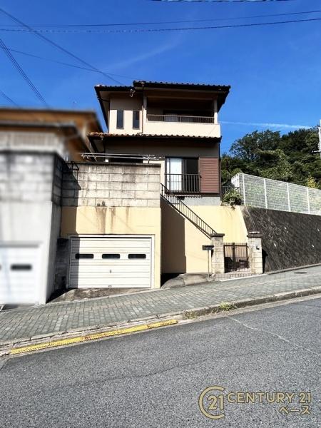北葛城郡王寺町畠田８丁目　一戸建