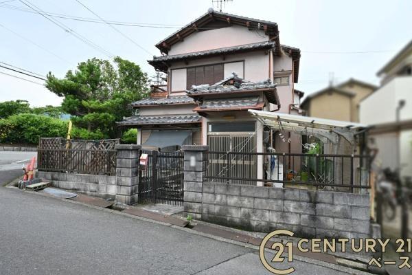 葛城市北花内　一戸建