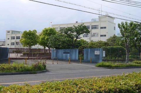 高槻市昭和台町1丁目の新築一戸建(高槻市立富田小学校)
