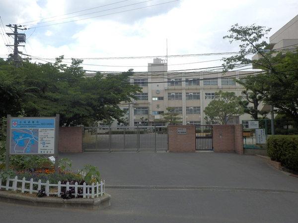 高槻市安満中の町の新築一戸建