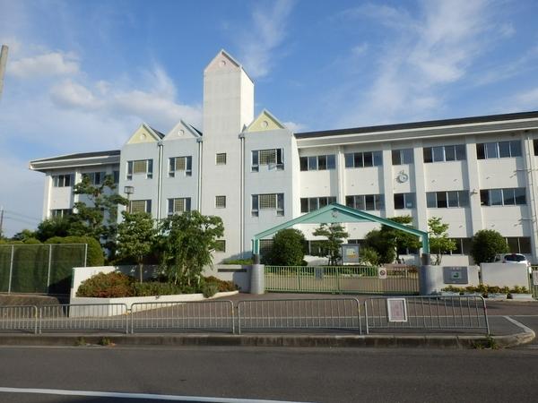 高槻市塚原２丁目の中古一戸建て