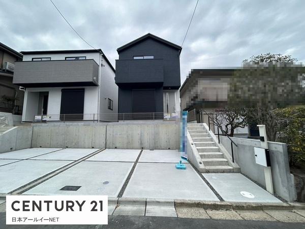 高槻市日吉台七番町の新築一戸建