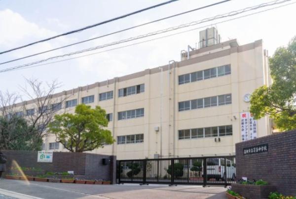 高槻市日吉台七番町の土地(高槻市立芝谷中学校)