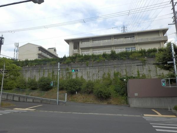 高槻市日吉台七番町の土地