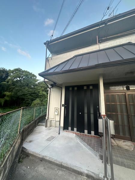 高槻市山手町１丁目の中古テラスハウス