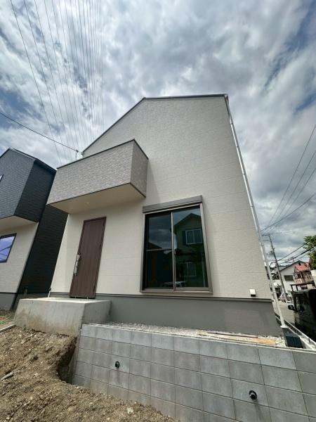 高槻市安岡寺町２丁目の新築一戸建