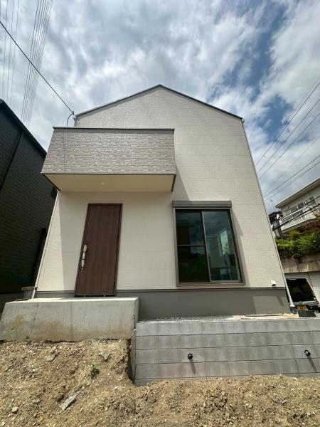 高槻市安岡寺町２丁目の新築一戸建