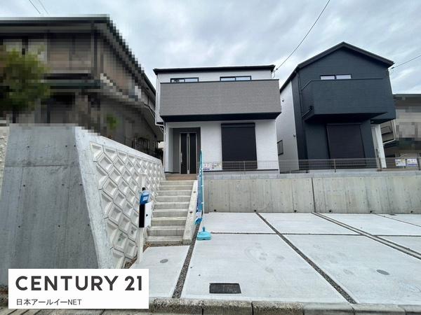 高槻市日吉台七番町の新築一戸建