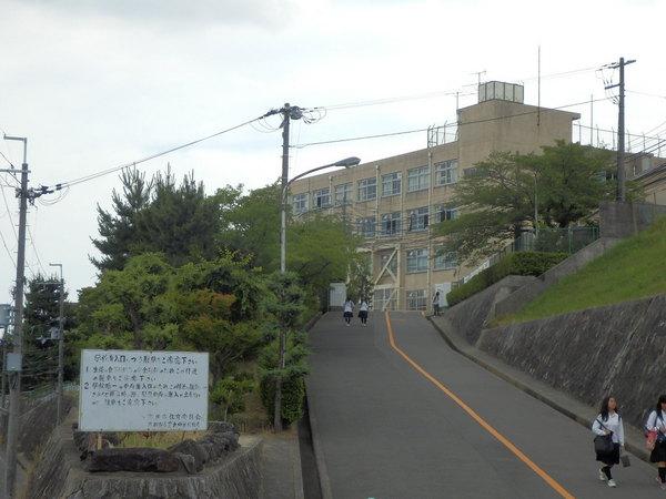 高槻市安岡寺町５丁目の中古一戸建て