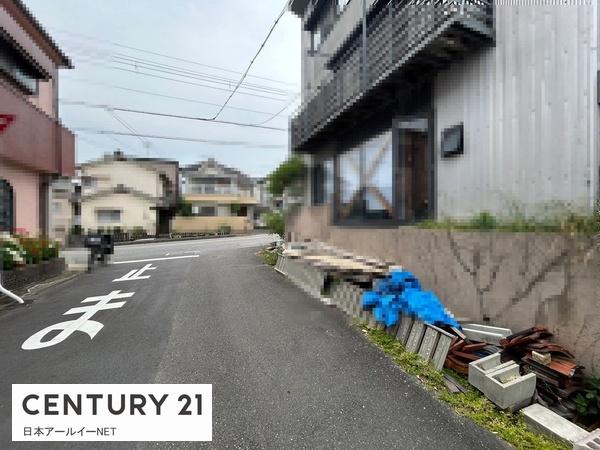 高槻市安岡寺町５丁目の中古一戸建て