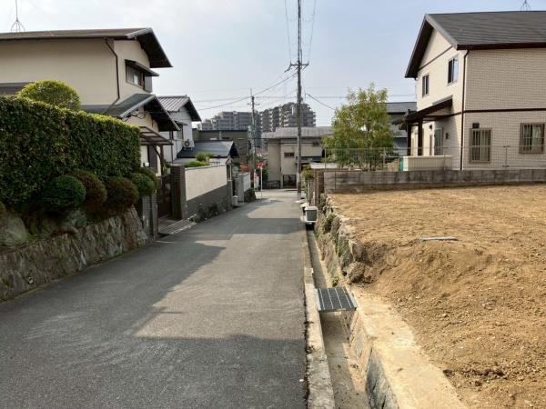 箕面市粟生外院３丁目の土地