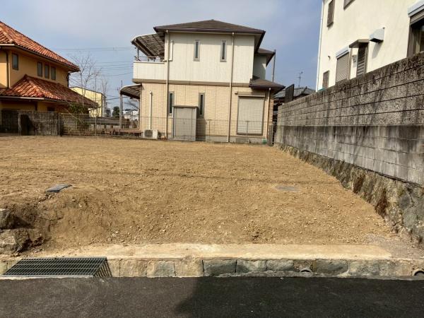 箕面市粟生外院３丁目の土地