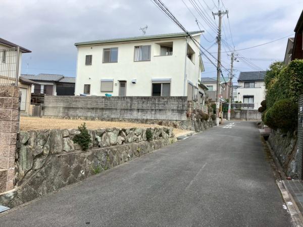 箕面市粟生外院３丁目の土地