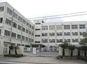 高槻市春日町の土地(高槻市立城南中学校)