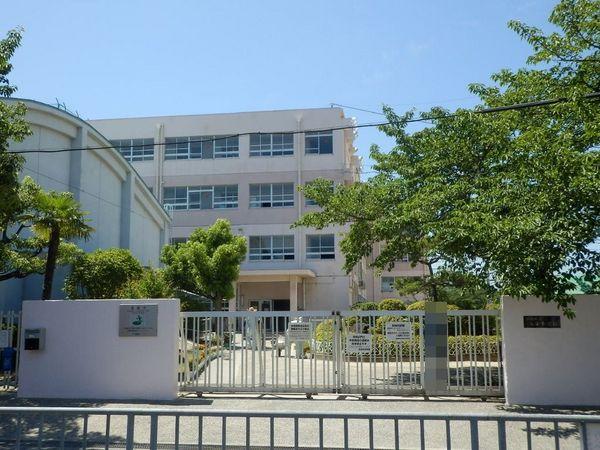 高槻市栄町２丁目の中古一戸建て
