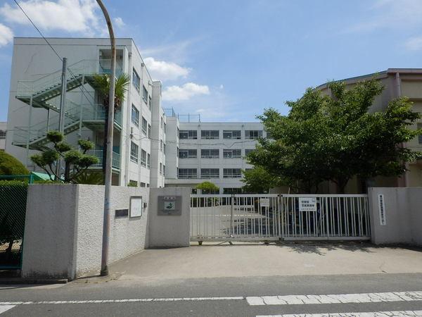 高槻市辻子１丁目の中古一戸建て