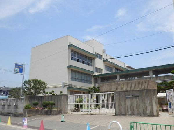 茨木市花園２丁目の中古一戸建